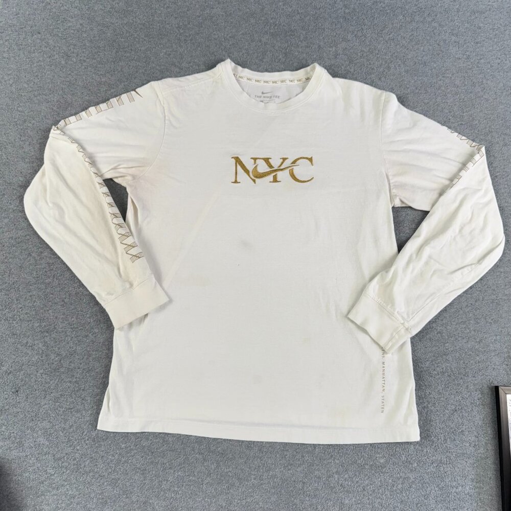 Nike NYC Logo Long Sleeve Tee White M Perfect for Workwear Painter Shirt (FLAWS)